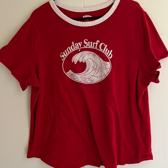 Sunday Surf Club Tee - Picture 1 of 3
